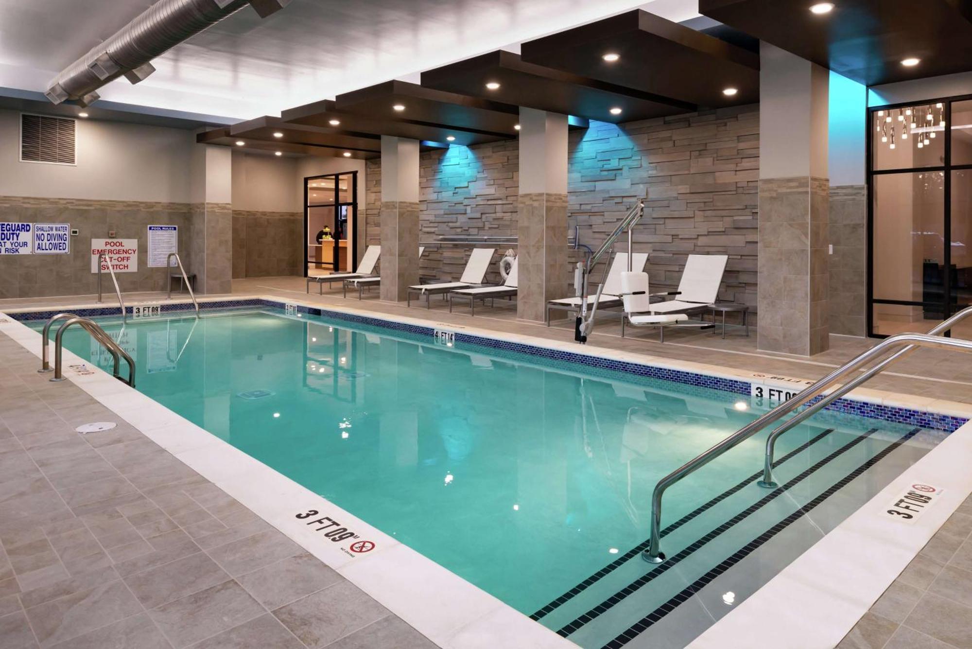 Home2 Suites By Hilton Columbia Downtown מראה חיצוני תמונה